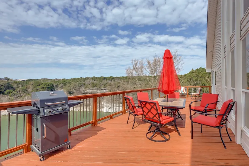 Panoramic Lake Belton Views: Home Near Marina - Image 1