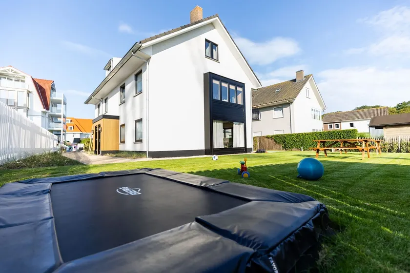 Casiola - Family stay with Garden & Sauna - Image 1