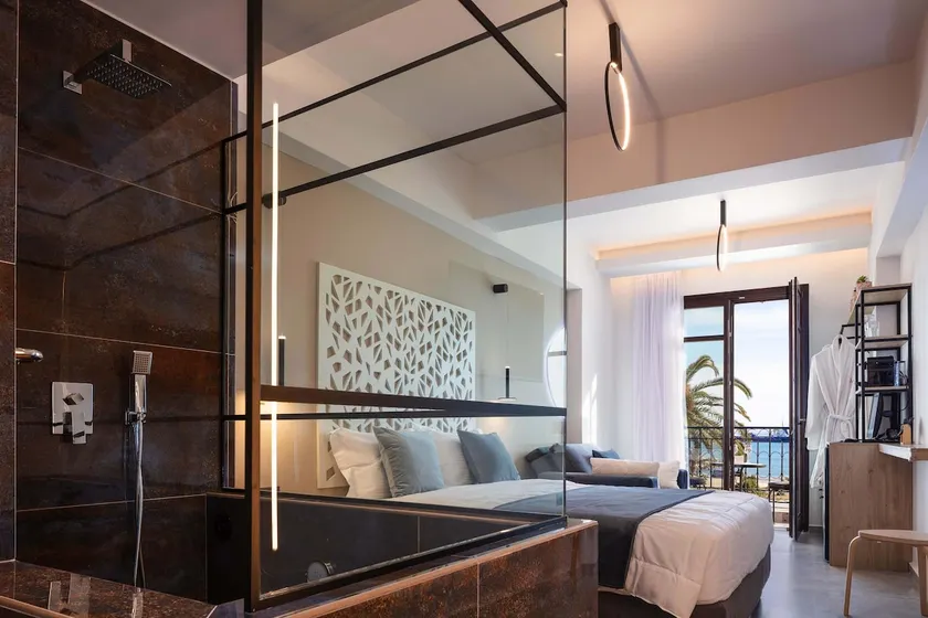 My Luxury Downtown Vibe Suites ΙΙΙ - Image 1