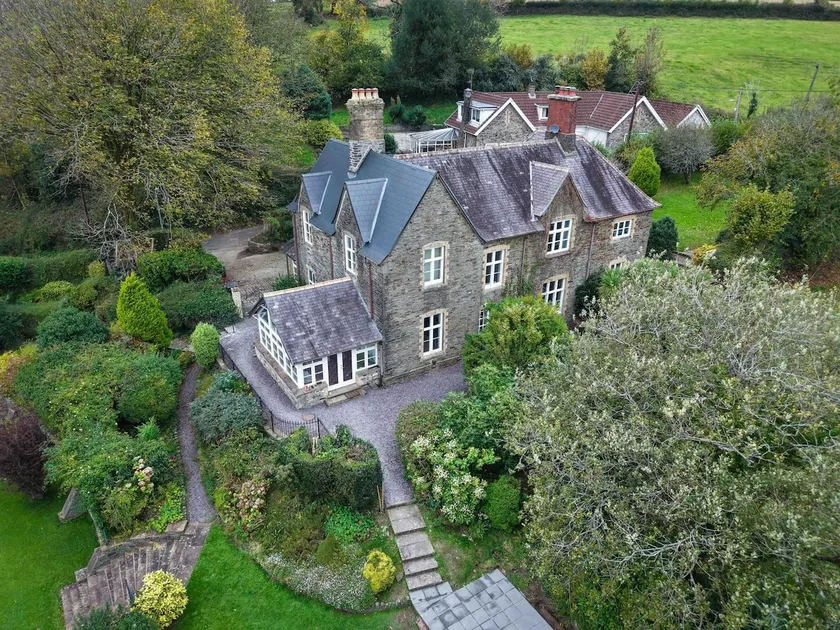 The Old Rectory - 5 Bedroom Holiday Home - Llanedi - Image 1