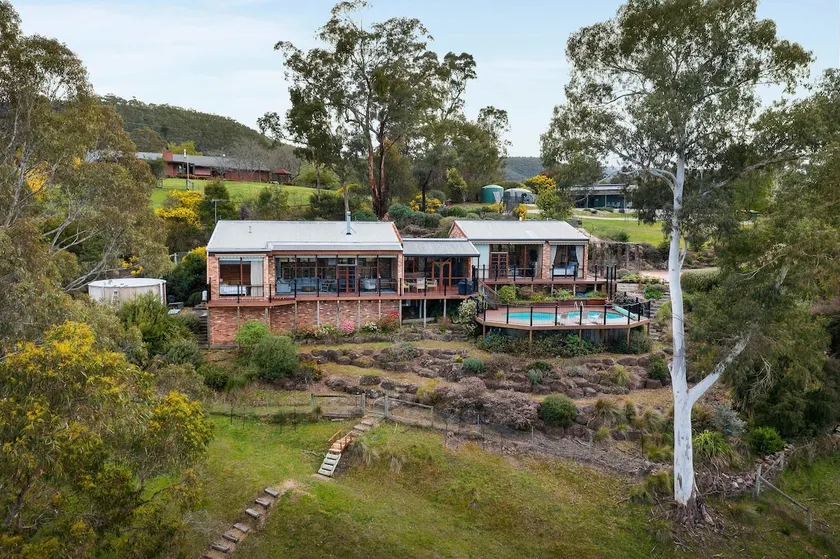 Arkadia - A Yarra Valley Retreat with Pool & Court - Image 1