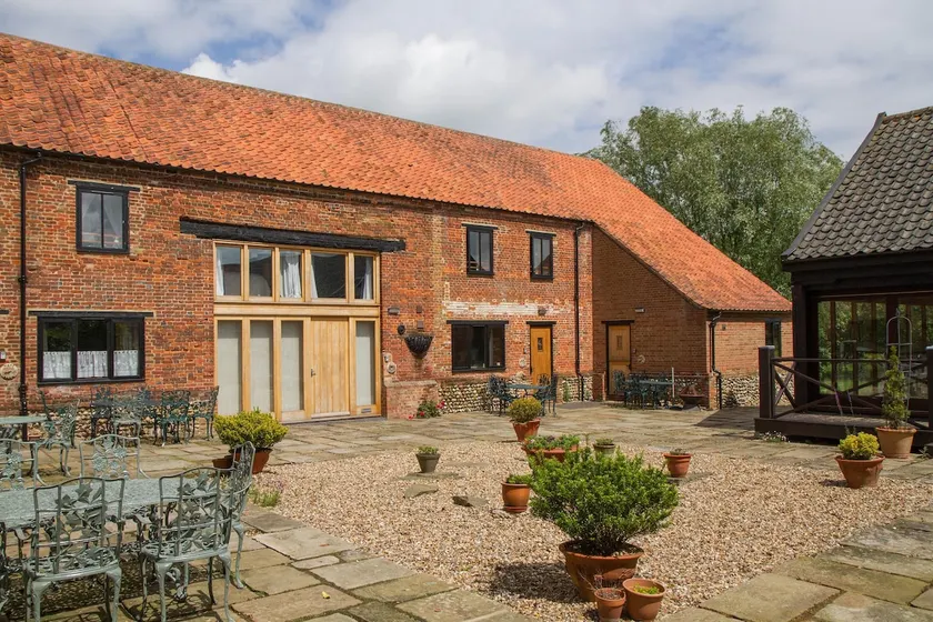 Great Barn - Image 1