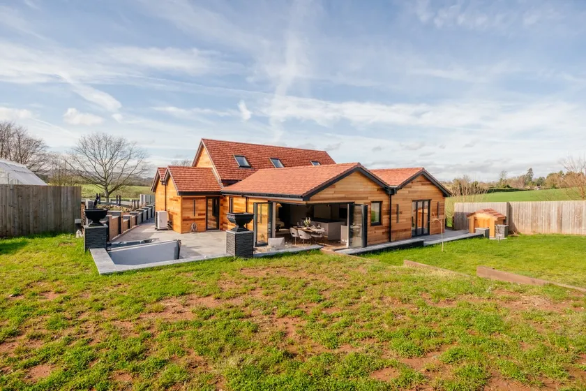 Megan's Hideaway | Luxury 4 Bed Retreat - Image 1