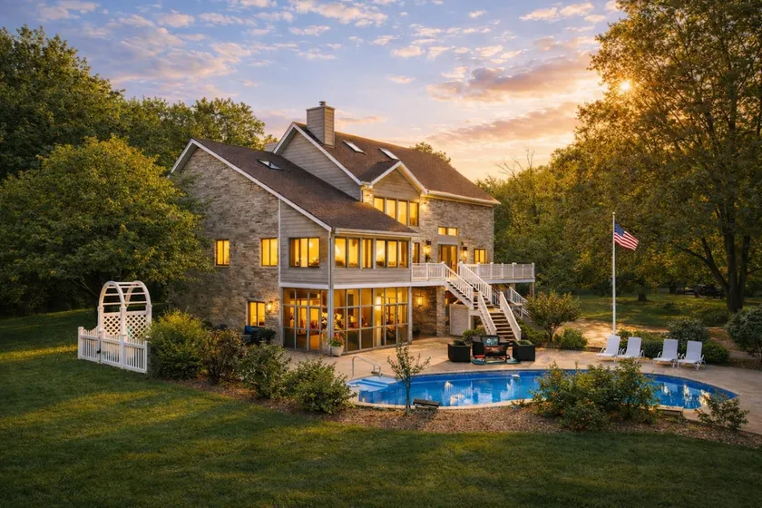 Beulah House | Pool + $100K Arcade Estate - Image 1