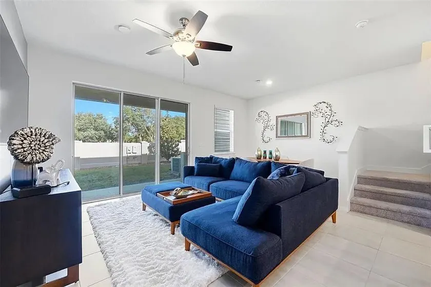 Gorgeous Kissimmee Townhouse Near Theme Parks! - Image 1