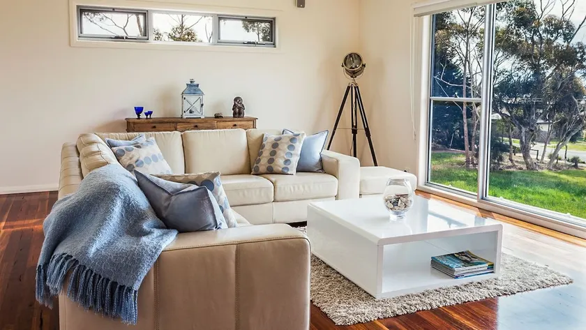 La Cabaña - Cowes, VIC - Image 1