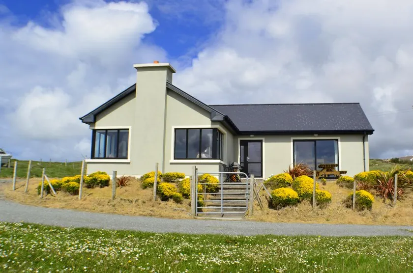 Cottage 103 - Claddaghduff - Image 1