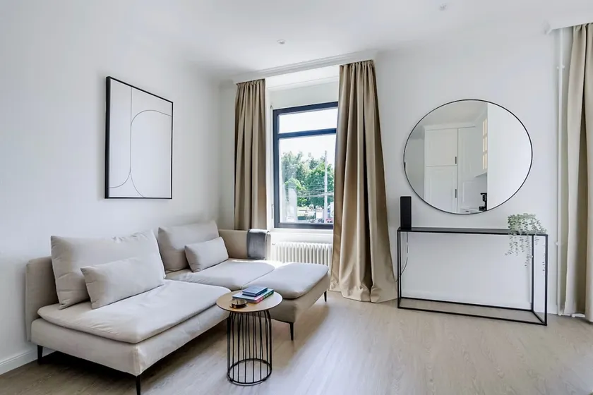 Oak Suite - 1.5 Room Studio in the City of Zurich - Image 1