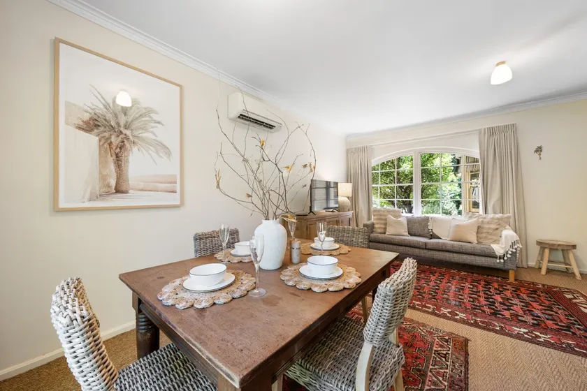 Toorak Escape - Serene Stay near Burnside Village - Image 1