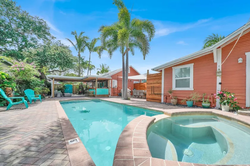 2 Cottages Downtown Lake Worth - Private Pool - Image 1