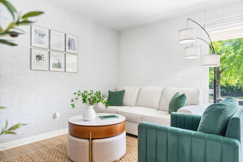 Cozy Creekside Landing - Image 1