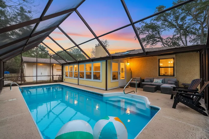 Aqua Queen - Pool 3BR - Image 1