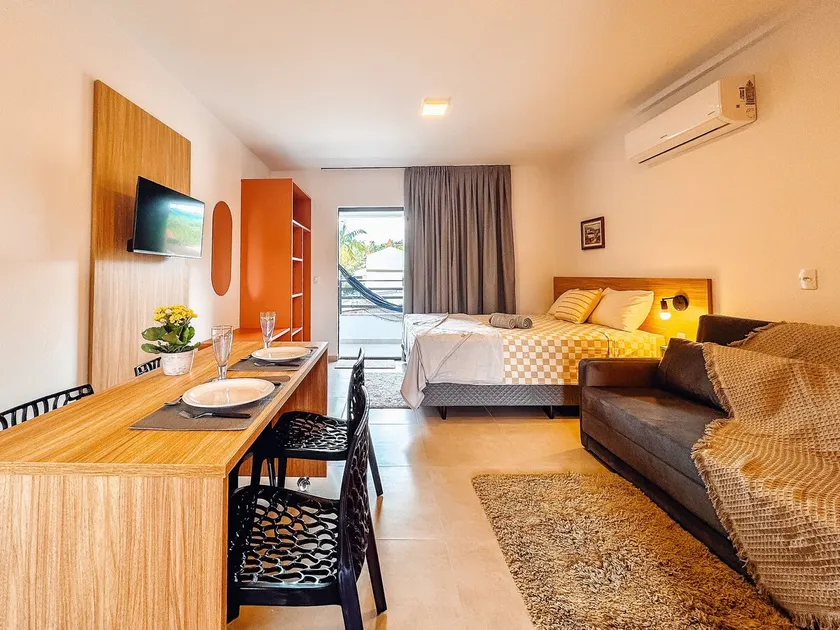 Downtown | Complete Studio for up to 4 people - Image 1
