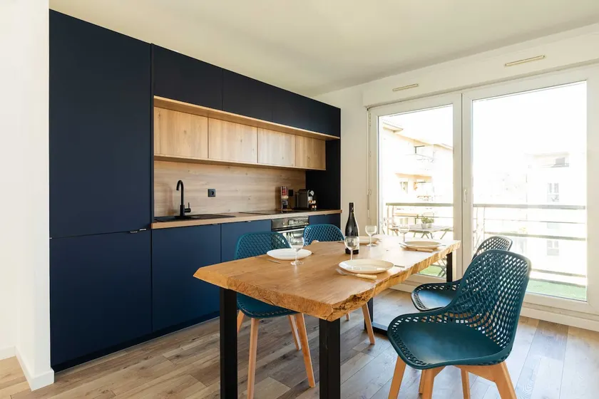 Charming flat - 2BR - 4P- Vaise district - Image 1