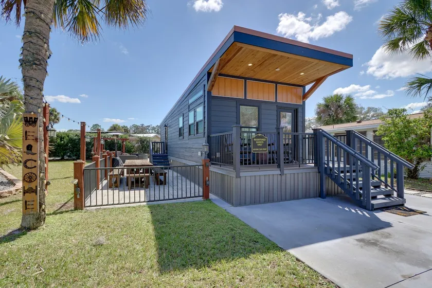 Half-mi to Rodeo & Events! River Ranch Tiny Home - Image 1