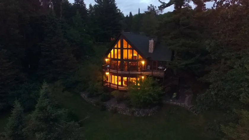 Majestic Retreat - Image 1