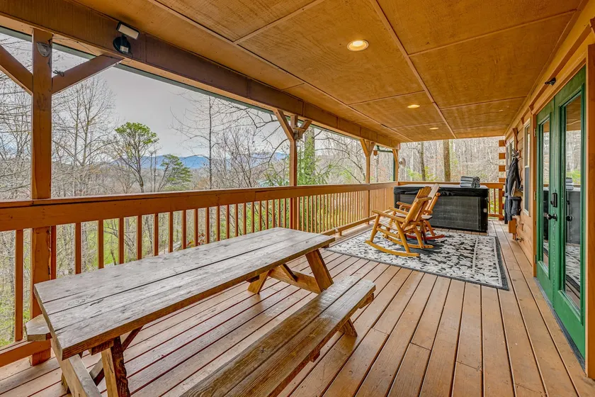 Mtn-view Bryson City Cabin: 1 Mi to Deep Creek! - Image 1