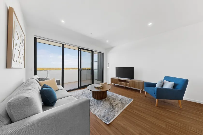 Stylish New Apartment in Cannington with Parking - Image 1