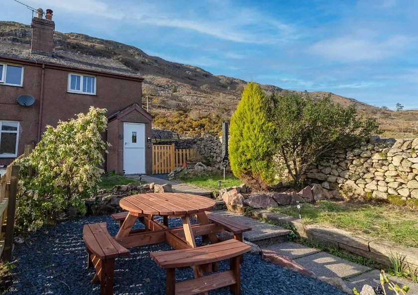 Host & Stay - Dalegarth Cottage - Image 1