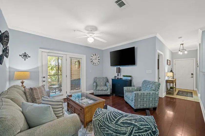 Park Ave 112 - First Floor Condo - Image 1