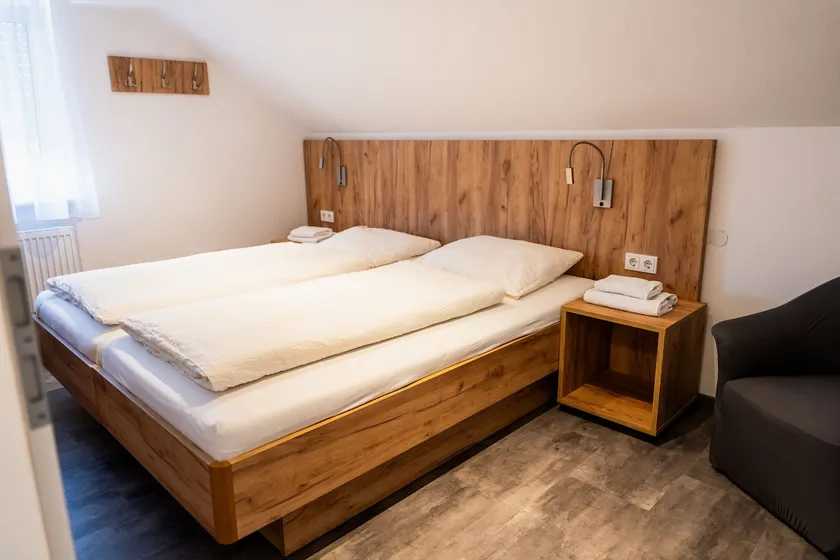 Apartment with 3 bedrooms + kitchen - Image 1