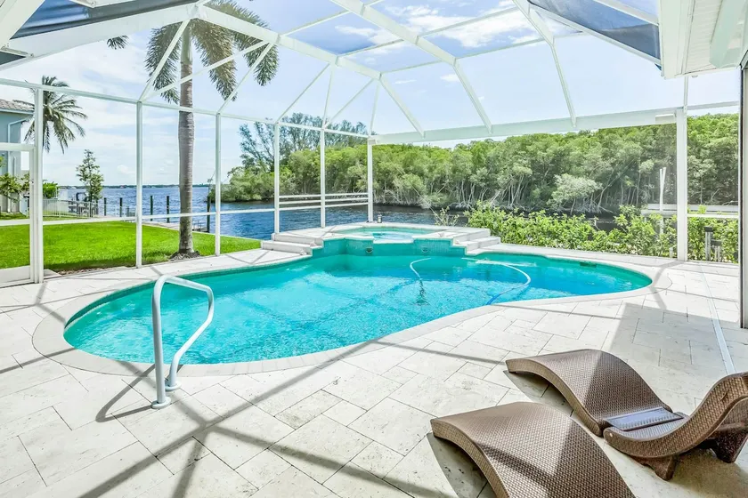 Waterfront Haven w/ a Private Pool, Pool Spa, Fast - Image 1