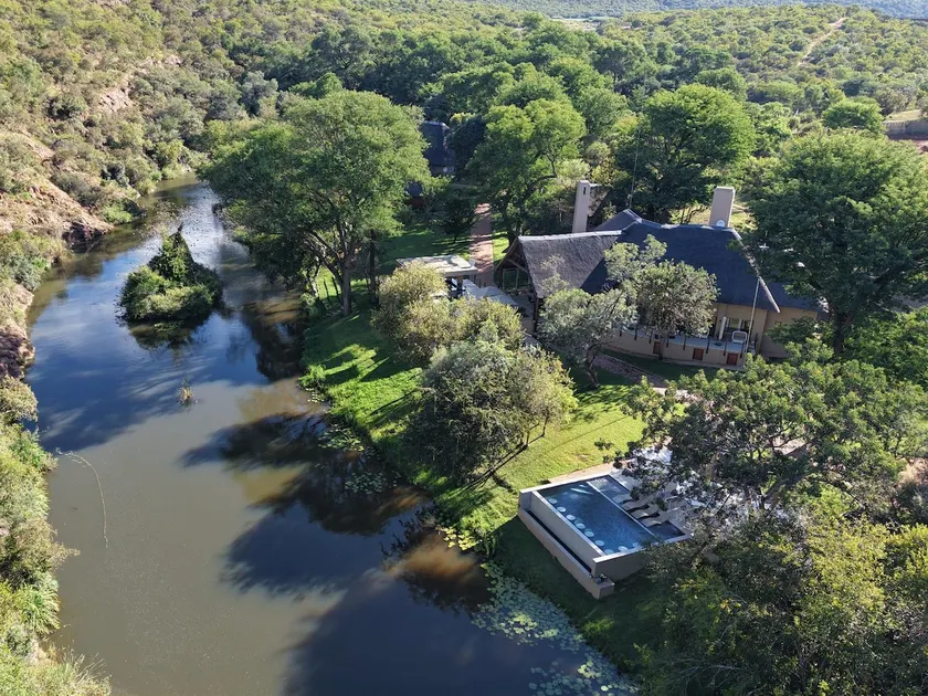 Mologa River lodge - Luxury Chalet 6 - Image 1