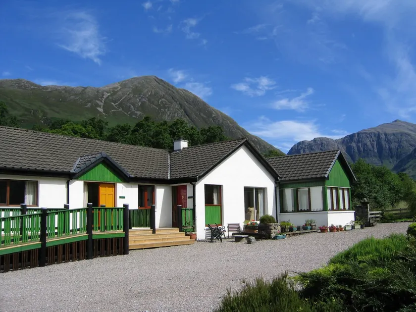 Hawthorn Cottage - Image 1