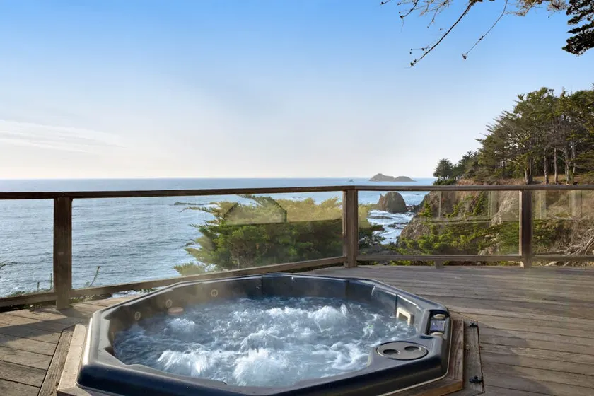 The Cliff House - Image 1