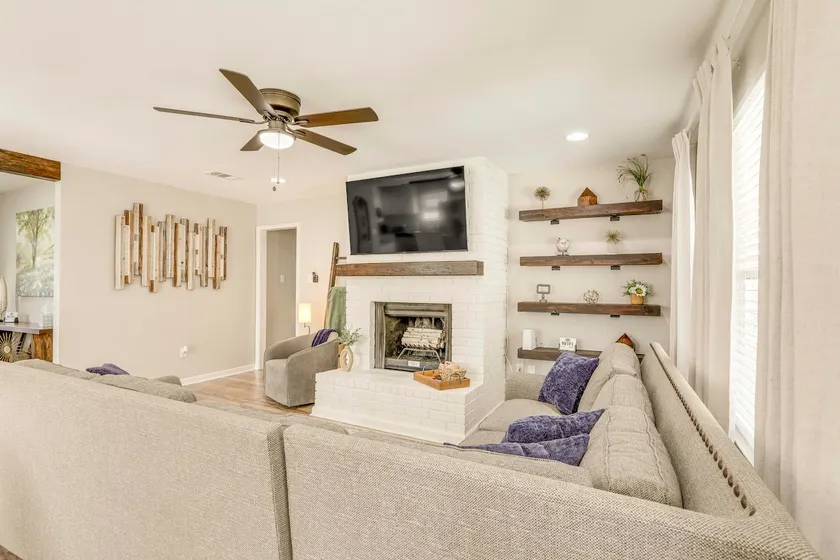 'springs Stay Hideaway' Cozy 3BR Home in Denham - Image 1