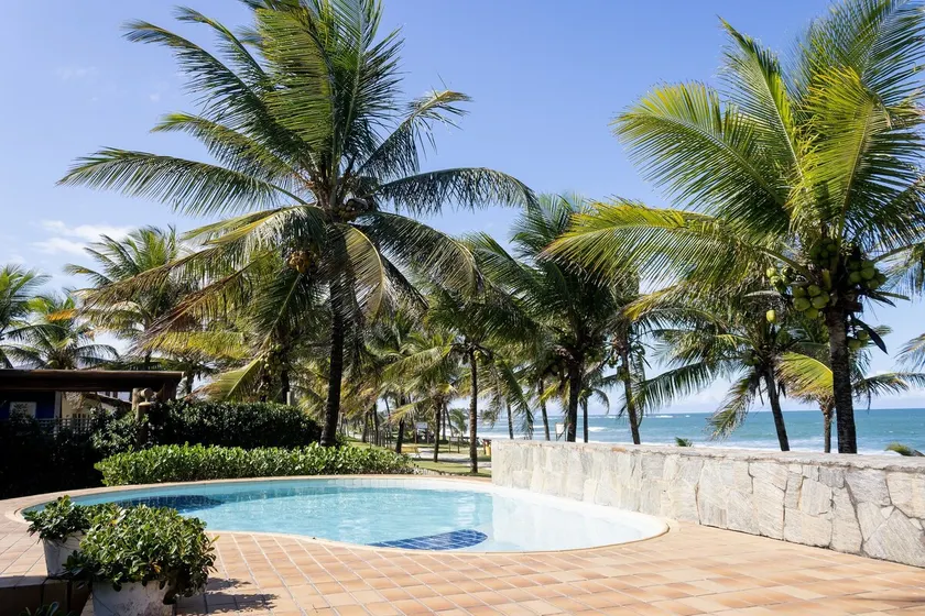 Beachfront house with garage on Guarajuba Beach - Image 1