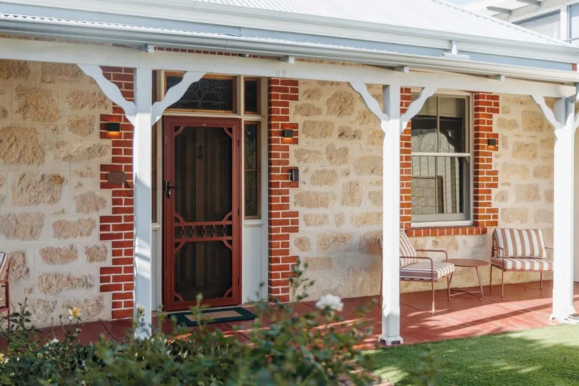 William Murray House Historic Home with Alfreco - Image 1