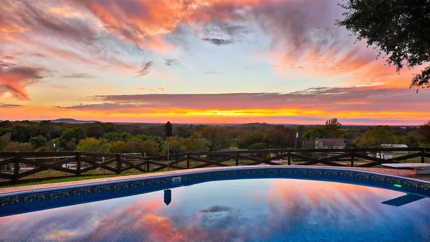Private Ranch Retreat with Pool & Hot Tub - Image 1