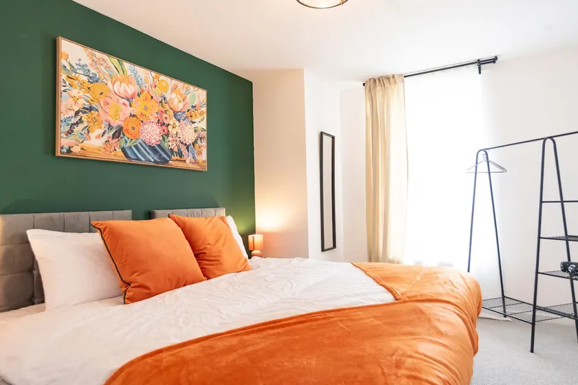The Coastal Loft | Sleeps 6 | Central Folkestone - Image 1