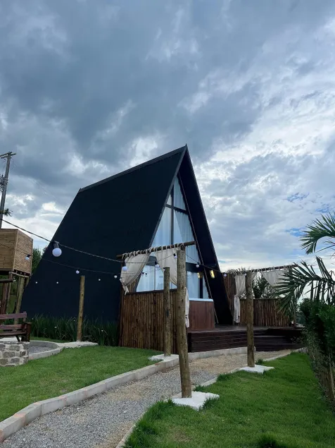 Cavalo Marinho Cabin - Image 1