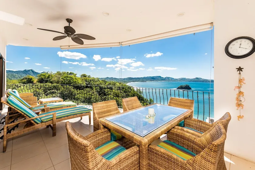 Oceanfront Infinity Pool and Sunset Veranda - Image 1