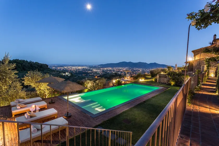 LA MACINA FARMHOUSE AND OLIVE OIL ESTATE - Image 1
