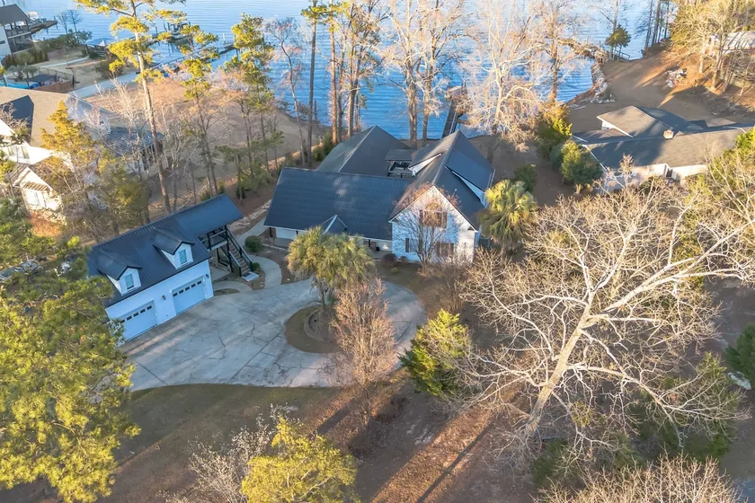 Island Dreams at Misty Lane - Image 1