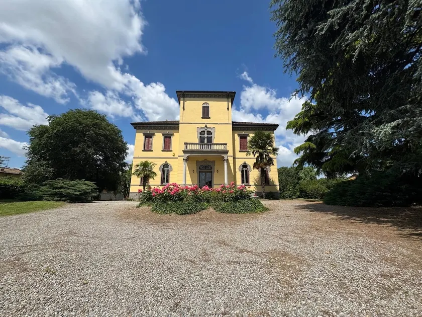 Villa Cervi - Image 1