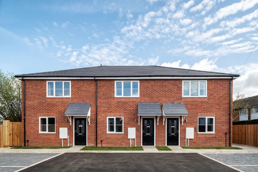 Perfect Booking Private Garden & Large Parking - Image 1