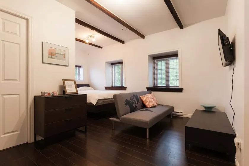 Comfort & Getaway in Old Levis - Studio Urbain - Image 1