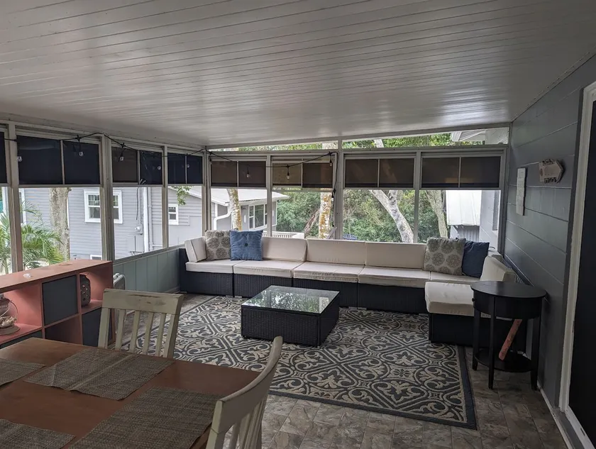 Charming, treetop Indian River Hideaway - Image 1