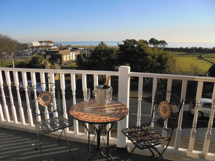 Seabreeze - Image 1