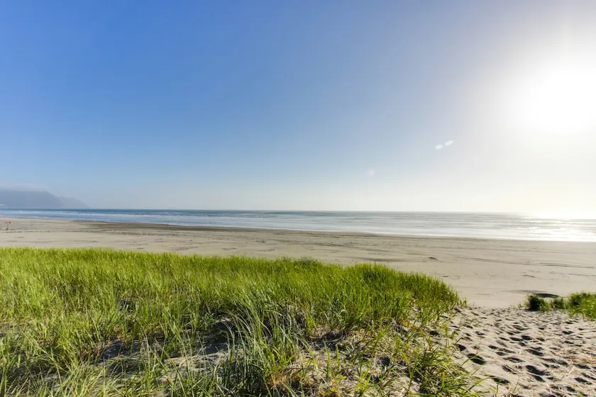 Oceanfront getaway close to Gearhart Golf Links no pets - Image 1