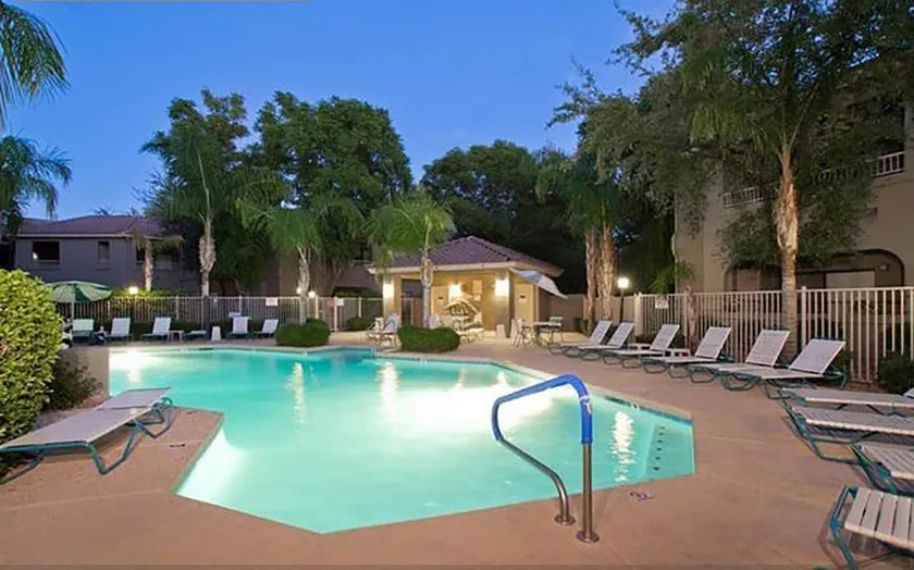 Central Location, Heated Pool, Bbq, Hot Tub, More - Image 1