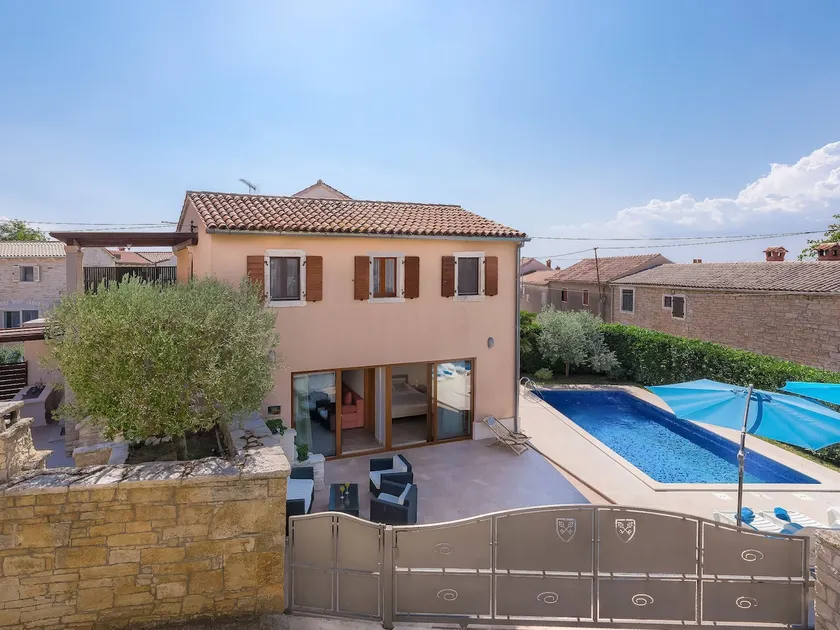 Holiday Home Paula by Interhome - Image 1