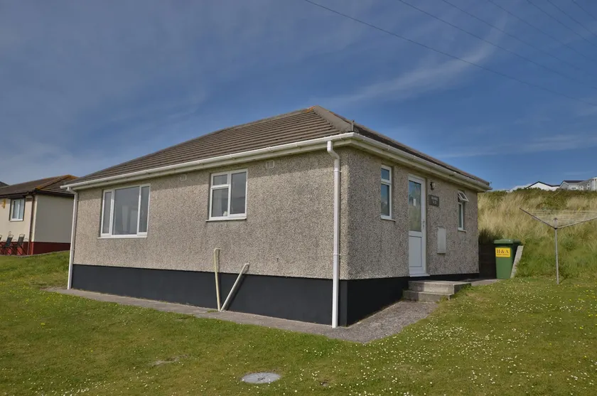 D57 Bramble, Riviere Towans - Image 1