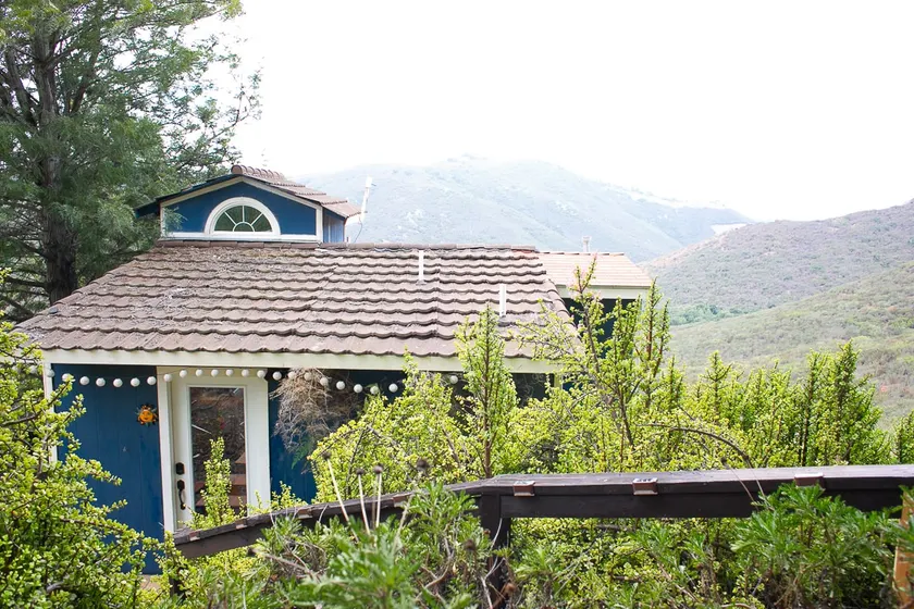 Mountain House With Hottub and View - Image 1