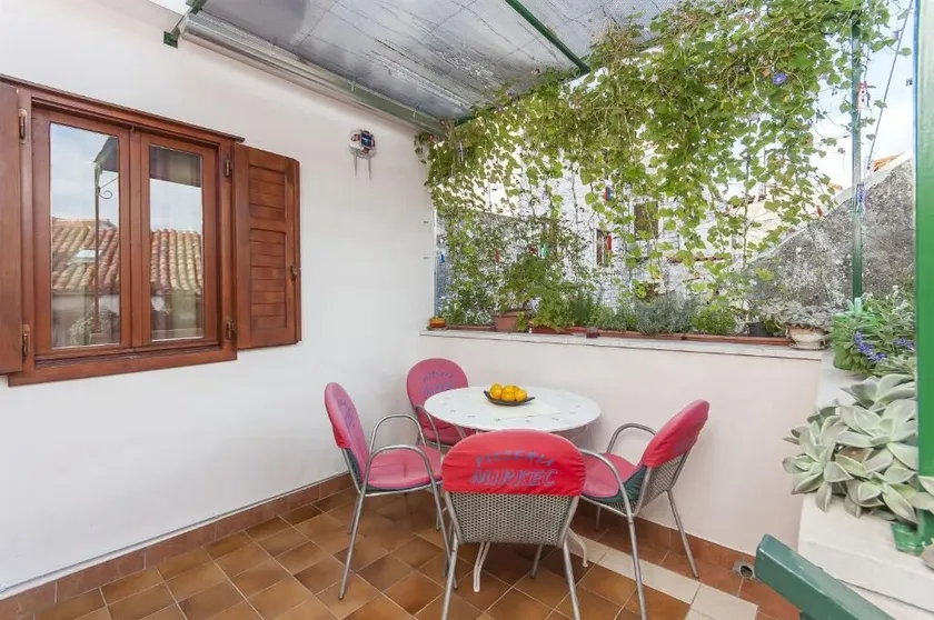 Apartment and Room Ivica - Image 1
