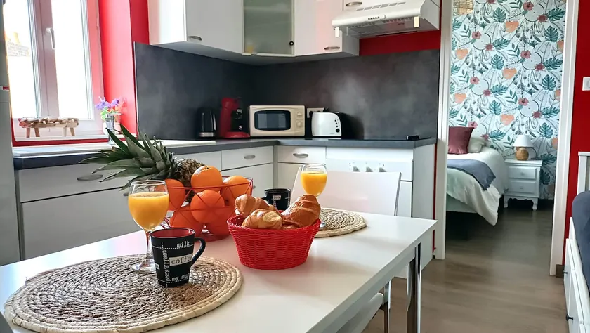Market Square Apartment - Image 1